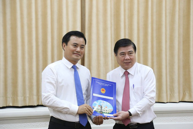 Con đường tiến thân của tân Phó Chủ tịch TP HCM Bùi Xuân Cường - Hình 3 Con duong tien than cua tan Pho Chu tich TP HCM Bui Xuan Cuong-Hinh-3