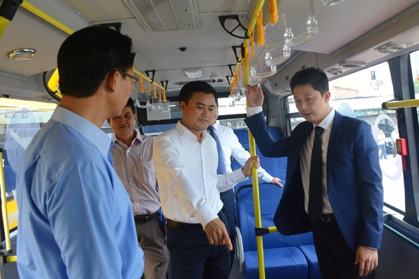 Con đường tiến thân của tân Phó Chủ tịch TP HCM Bùi Xuân Cường - Hình 6 Con duong tien than cua tan Pho Chu tich TP HCM Bui Xuan Cuong-Hinh-6