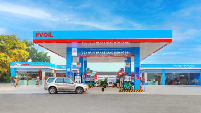 Gia xang dau giam sau, PVOIL danh roi 88% loi nhuan