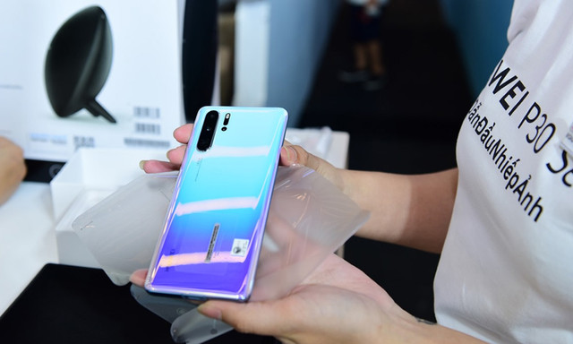 Điện thoại Huawei giảm giá bất ngờ, không mua đừng tiếc! - Hình 5 Dien thoai Huawei giam gia bat ngo, khong mua dung tiec!-Hinh-5