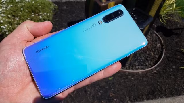 Dien thoai Huawei giam gia bat ngo, khong mua dung tiec!-Hinh-2