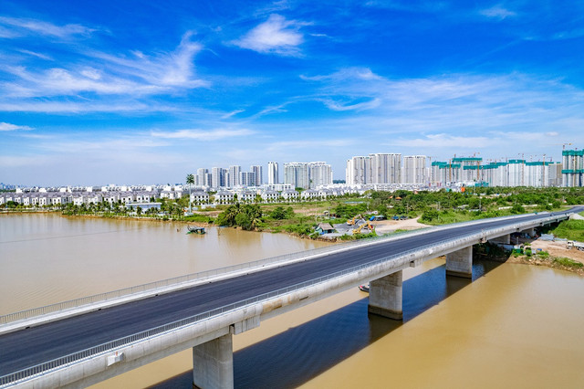 Những tín hiệu khởi sắc của bất động sản khu đông TP HCM - Hình 2 Nhung tin hieu khoi sac cua bat dong san khu dong TP HCM-Hinh-2