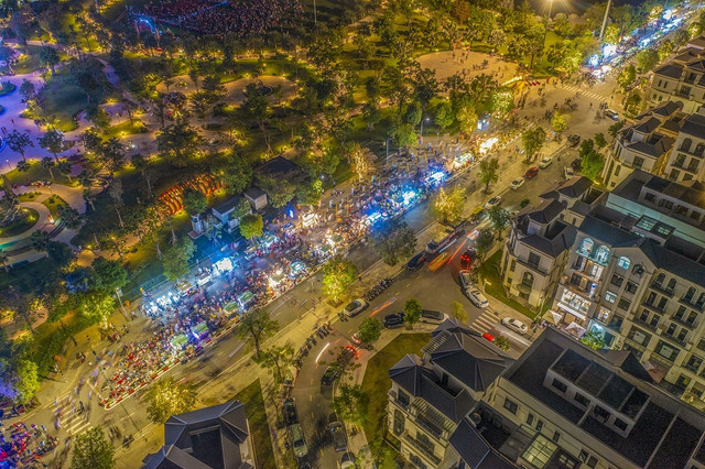 “Thủ phủ” mua sắm, giải trí với doanh thu “khủng” tại khu Đông TP. HCM - Hình 2 “Thu phu” mua sam, giai tri voi doanh thu “khung” tai khu Dong TP. HCM-Hinh-2