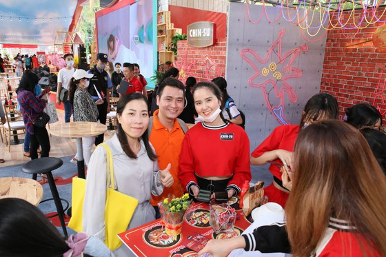 CHIN-SU Cá Cơm Biển Đông hội cùng Tết Việt sum vầy - Hình 4 CHIN-SU Ca Com Bien Dong hoi cung Tet Viet sum vay-Hinh-4