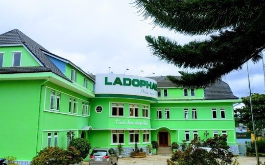 Chứng khoán APG không còn là cổ đông của Ladophar Chung khoan APG khong con la co dong cua Ladophar