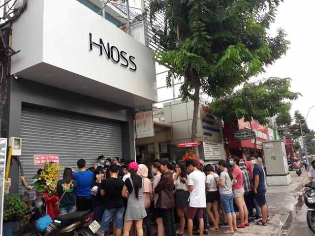 Founder Hnoss trai long ve viec dong cua sau 17 nam hoat dong