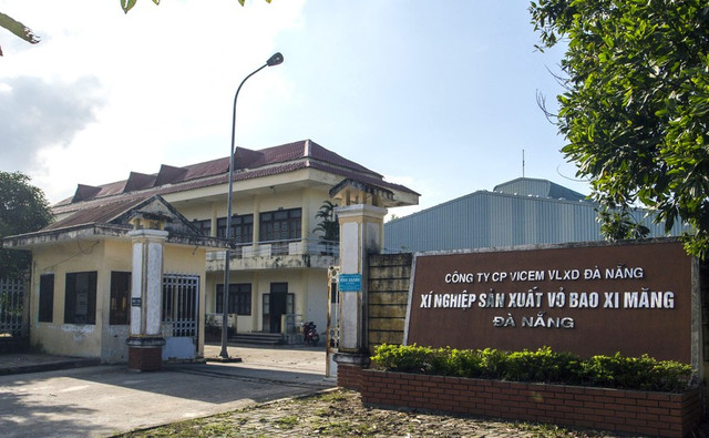 5 nam chua thoat dien canh bao, DXV nhan them an phat co phieu