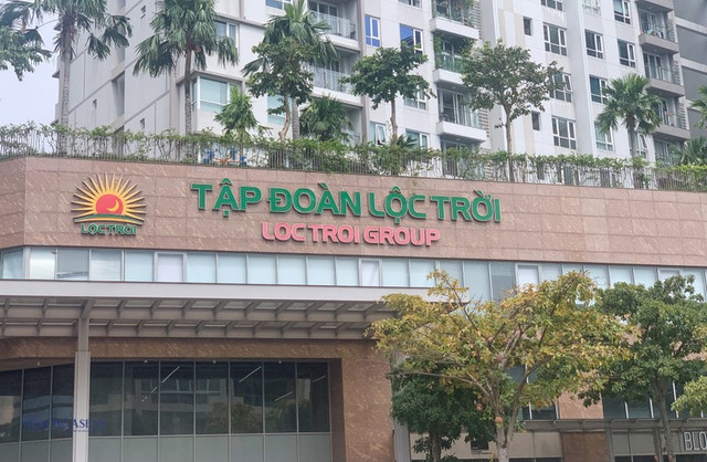 Doi mat voi khung hoang, Tap doan Loc Troi trieu tap Dai hoi co dong bat thuong