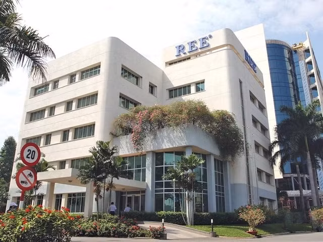 Lai 2.397 ty, REE sap chi 471 ty dong chia co tuc nam 2024