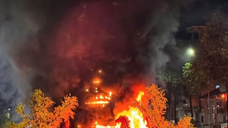 Hỏa hoạn tại khu trang trí Tết ở phường Hà Tiên