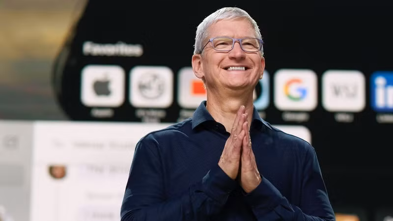 [GALLERY] Tim Cook xúc động khép lại WWDC cuối cùng với tư cách CEO