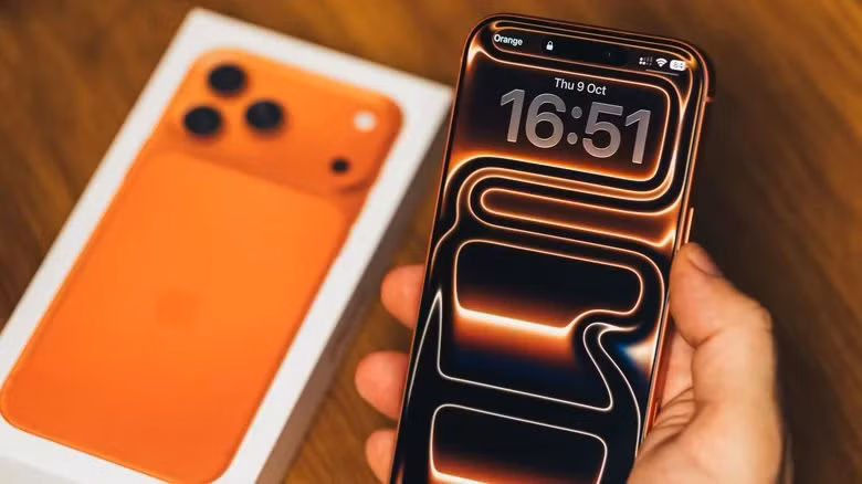 [GALLERY] Sự thật bất ngờ, Samsung đứng sau màn hình đỉnh nhất iPhone