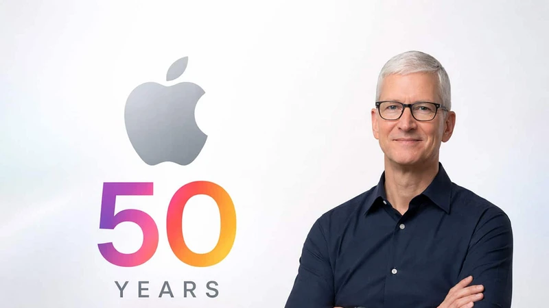 Tim Cook bác tin rời Apple, tiếp tục giữ ghế CEO