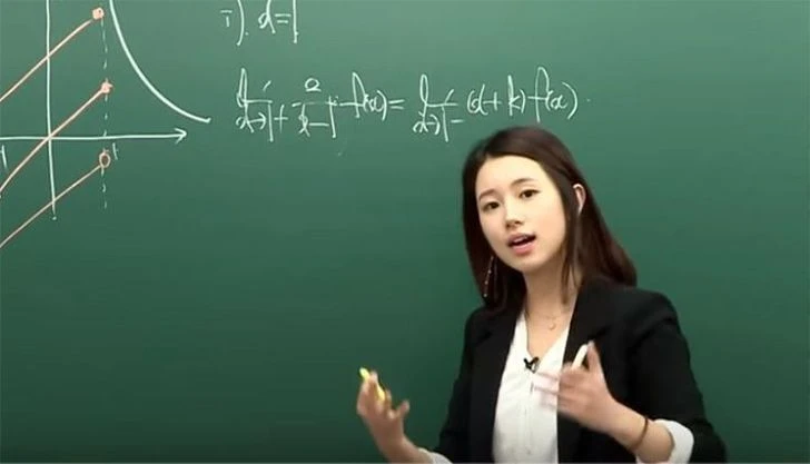 Giáo viên Hàn Quốc đổ xô làm YouTuber