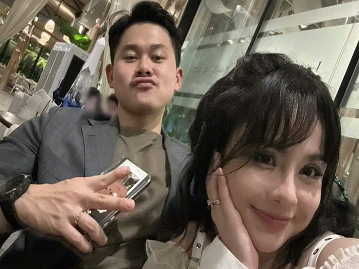 Thái Trinh tâm sự về chồng: "Bạn làm được hay không trong suốt 2 năm qua, chỉ cần nhìn về những ngày bên bạn, mỗi ngày bạn đều khiến mình đều muốn cố gắng hơn nữa vì những cố gắng mỗi ngày của bạn". Ảnh: FB Thái Trinh.