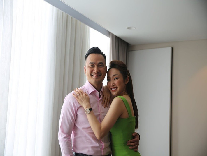 Theo Thùy Chang, sự chân thành của Chi Bảo không chỉ dành cho cô mà còn cho mọi người trong gia đình khiến bố mẹ cô 'gục ngã' sớm hơn cô tưởng. Ảnh: Người Lao Động.