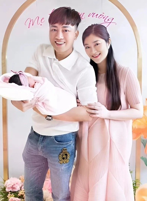 Thanh Trúc và Châu Khải Phong vướng tin đồn tình cảm đã lâu nhưng gần đây mới thừa nhận mối quan hệ. Ảnh: Phụ Nữ Số.