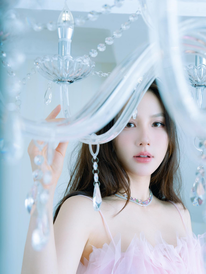 Vợ chồng nữ diễn viên sống trong căn biệt thự mới sau khi về chung một nhà. Ảnh: Instagram Diễm My.