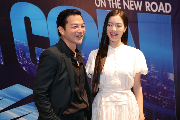 Á hậu Bích Tuyền đóng phim Trên con đường mới do Trần Bảo Sơn làm đạo diễn. Ảnh: FB Bích Tuyền.