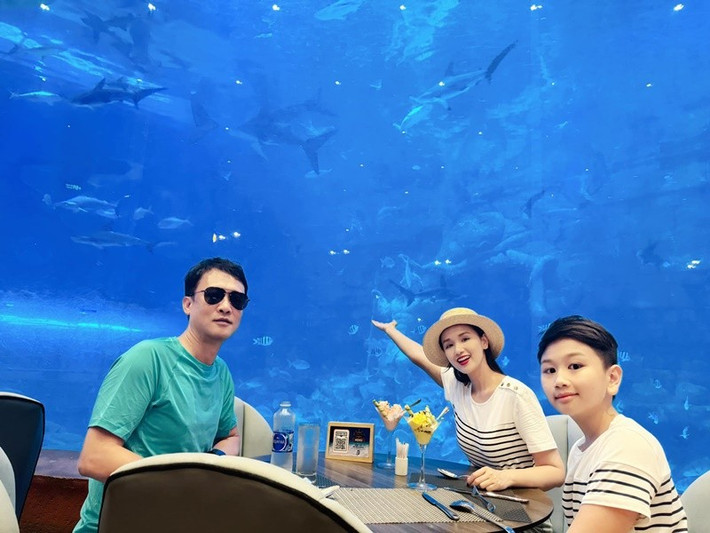 Bé Chum Chum lớn phổng phao, ra dáng hot boy nhí. Ảnh: FB Lã Thanh Huyền.