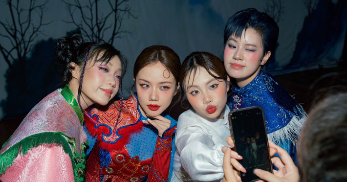 Phương Mỹ Chi và Pháo cùng góp mặt trên không ít sân khấu âm nhạc.