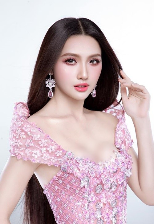 Trong bảng dự đoán top 20 Miss International 2025 của chuyên trang sắc đẹp Missosology, đại diện Myanmar - Nan Inzali xếp đầu tiên. Ảnh: FB Nan Inzali.