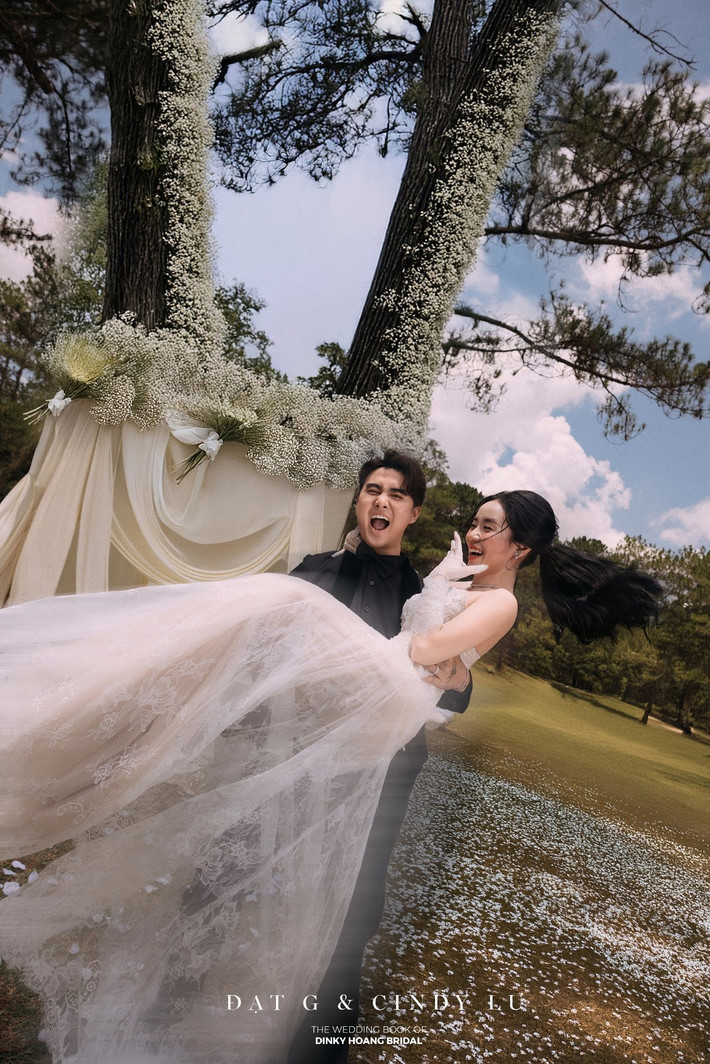 Đạt G và Bảo Ngọc mạnh tay đầu tư cho hôn lễ lẫn ảnh cưới. Ảnh: FB Đạt G.