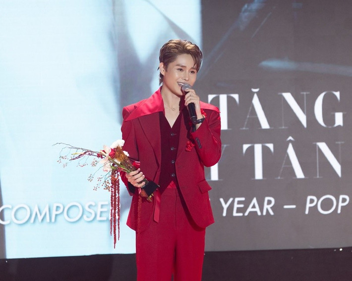 Nam nhạc sĩ tiết lộ trước đó anh từng hỗ trợ Bích Phương trong công việc, nên lần hợp tác giống như sự hỗ trợ qua lại giữa hai đồng nghiệp. Ảnh: FB Tăng Duy Tân.