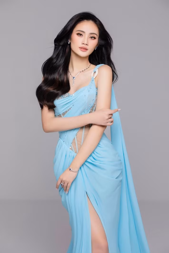 Ý Nhi sẽ trao vương miện cho người kế nhiệm trong chung kết Miss World Vietnam 2025 diễn ra vào ngày 27/12. Ảnh: FB Ý Nhi.