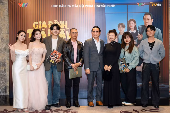 Điểm thú vị là giữa Chang Mây và nhân vật Dương có nhiều nét tương đồng. Ngoài đời, nữ diễn viên theo học Trung cấp Thanh nhạc từ năm 14 tuổi, nhờ đó có lợi thế nhất định khi hóa thân thành nữ sinh Nhạc viện trên màn ảnh.