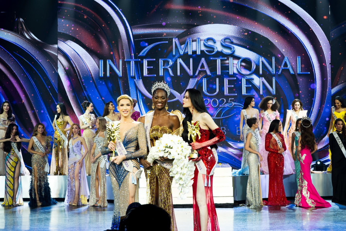 Midori Mone - đại diện Mỹ đăng quang Hoa hậu Chuyển giới Quốc tế 2025. Ảnh: FB Hà Tâm Như.