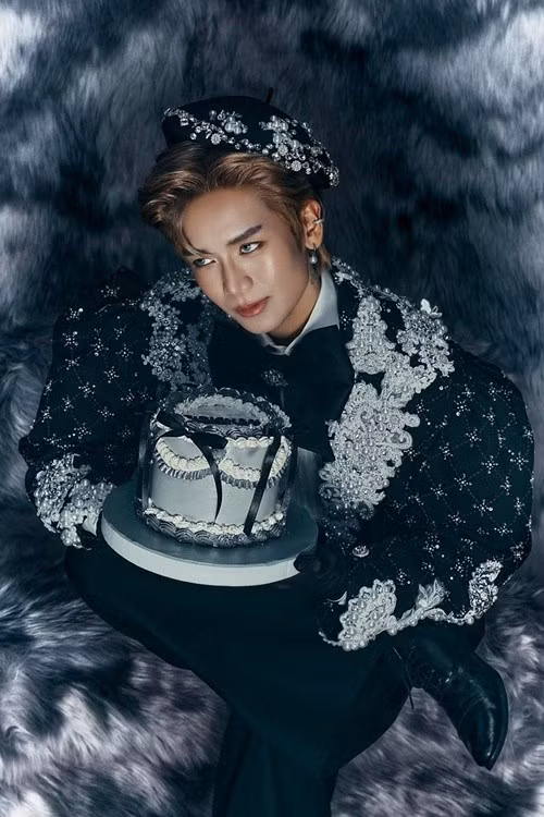 Ở tuổi 35, BB Trần vừa ca hát vừa tham gia diễn xuất. Ảnh: FB BB Trần.