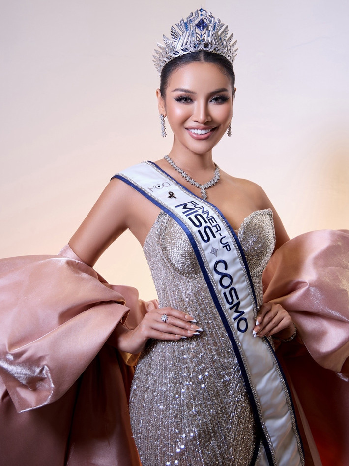 1 năm qua, Mook có lịch trình công việc dày đặc. Nàng hậu chủ yếu hoạt động ở Việt Nam. Ảnh: FB Mook Karnruethai Tassabut.