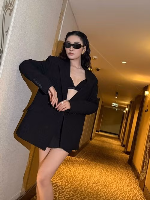 Có 20 thí sinh vào vòng 2 giải Country's power of the year. Ảnh: FB Yến Nhi.