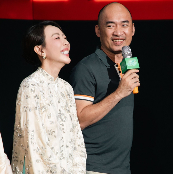 Cách đây không lâu, cặp đôi ra mắt phim điện ảnh Ai thương ai mến. Ảnh: FB Tiến Luật.