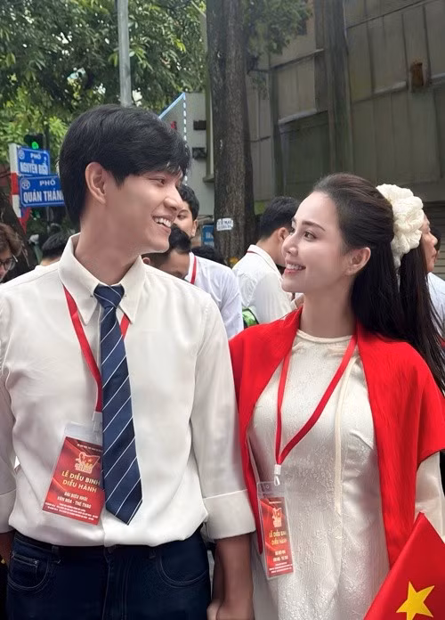 Khoảnh khắc bên nhau của cặp đôi phim VTV nhận được sự quan tâm của nhiều khán giả. Ảnh: FB Minh Thu.