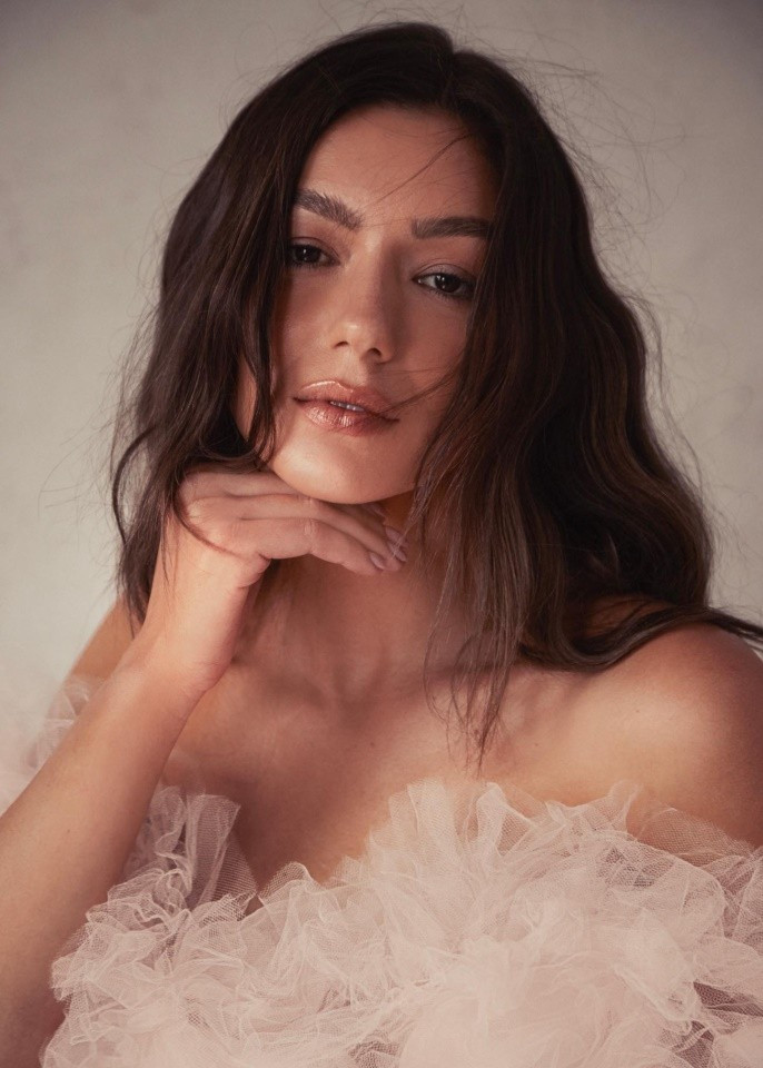 Jasmine sở hữu gương mặt sắc sảo, thân hình quyến rũ, làn da nâu bóng. Ảnh: Instagram Jasmine Stringer.