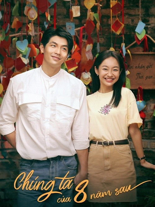 Ở “Chúng ta của 8 năm sau”, thử thách lại nằm ở chiều cao. Quốc Anh vào vai Lâm, có chuyện tình đầu lãng mạn với Dương do Hoàng Hà đảm nhận. Theo Vietnamnet, ngoài đời Hoàng Hà hơn Quốc Anh 2 tuổi và thấp hơn bạn diễn tới 31cm. Ảnh: Vietnamnet.