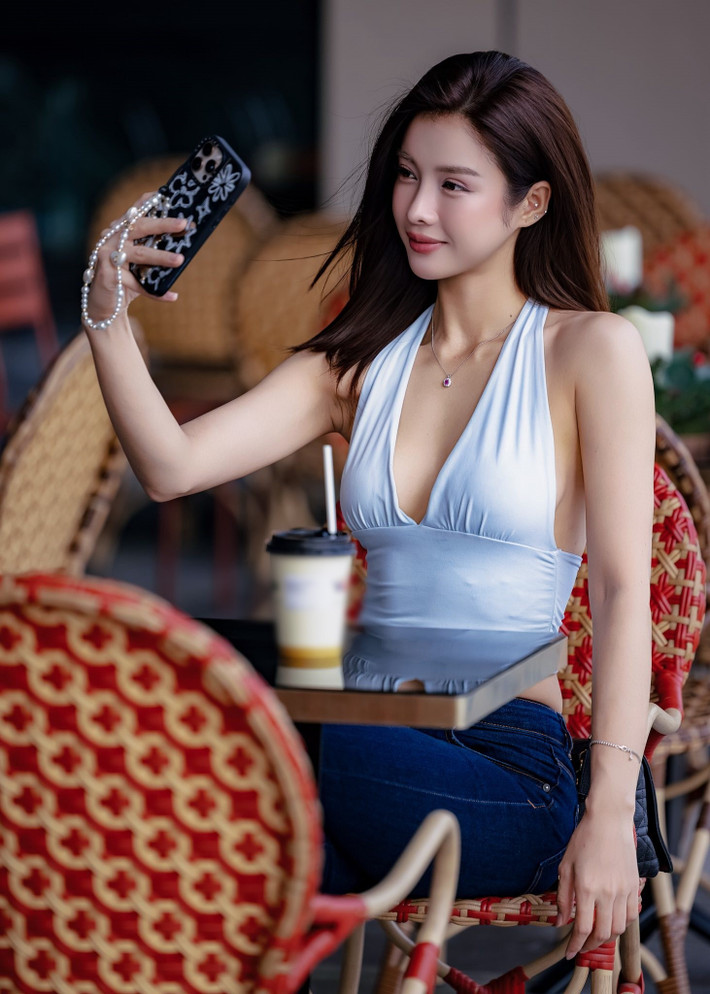 Người đẹp luôn rạch ròi giữa vai diễn và đời thực.