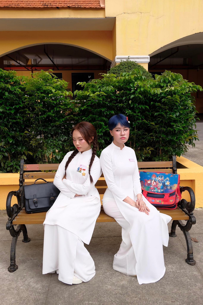 Khi Pháo tham gia dự án phim Thỏ ơi, Phương Mỹ Chi hài hước nhắc nhở bạn thân: "Dù đi đóng phim có rất nhiều người đẹp nhưng phải biết ai là người đẹp nhất nha Thỏ ơi".