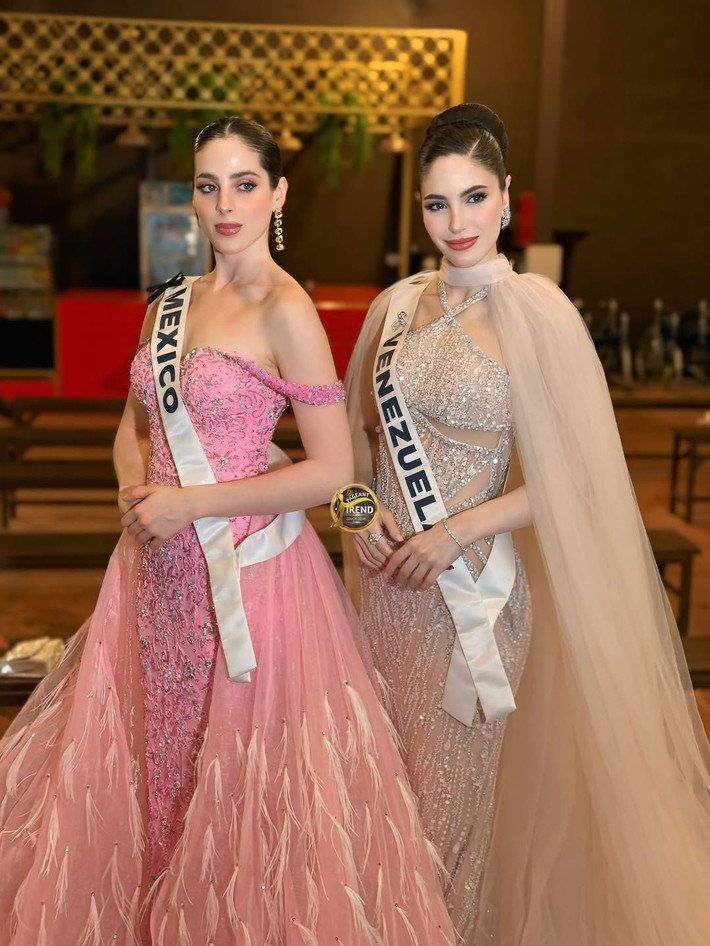 Fetima nỗ lực gây ấn tượng trong suốt hành trình thi đấu. Cô ăn mặc tinh tế, luôn tỏ ra rạng rỡ. Ảnh: FB Fatima Bosch.