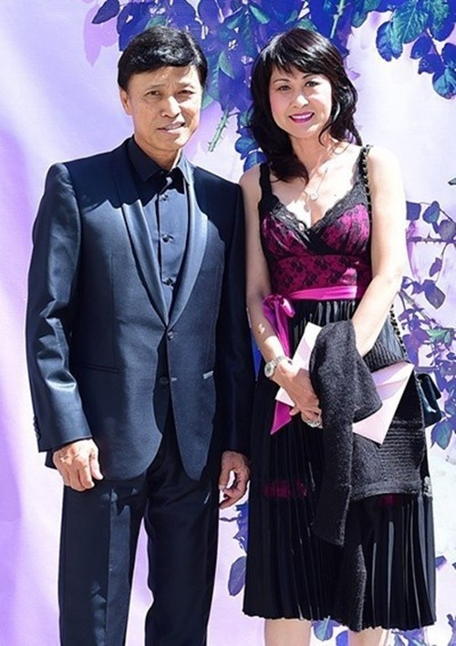 Mới đây, Tiền Phong đưa tin, theo hồ sơ Tòa Thượng thẩm bang California, Mỹ, Tuấn Ngọc và Thái Thảo ly thân từ tháng 3/2023, hoàn tất thủ tục ly hôn vào tháng 7/2025. Phía người trong cuộc chưa lên tiếng về chuyện tình cảm tan vỡ. Ảnh: Vietnamnet.