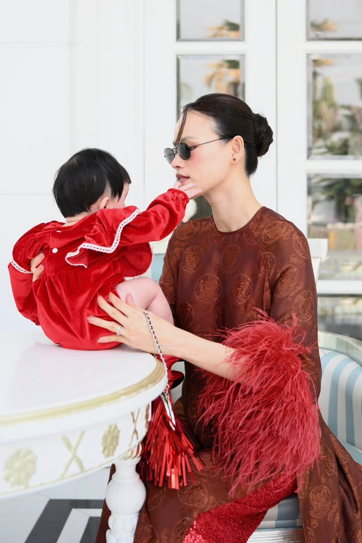 Đối với Tuyết Lan, lì xì lớn nhất năm nay của cô là có con gái.