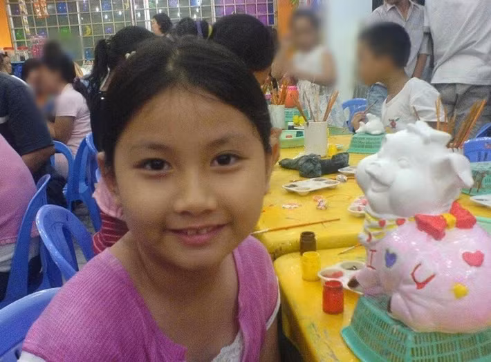 Trước thềm chung kết Hoa hậu Hoàn vũ Việt Nam 2025, Hoàng Linh lần hiếm hoi hé lộ ảnh ngày nhỏ đáng yêu. Ảnh: FB Phương Linh.