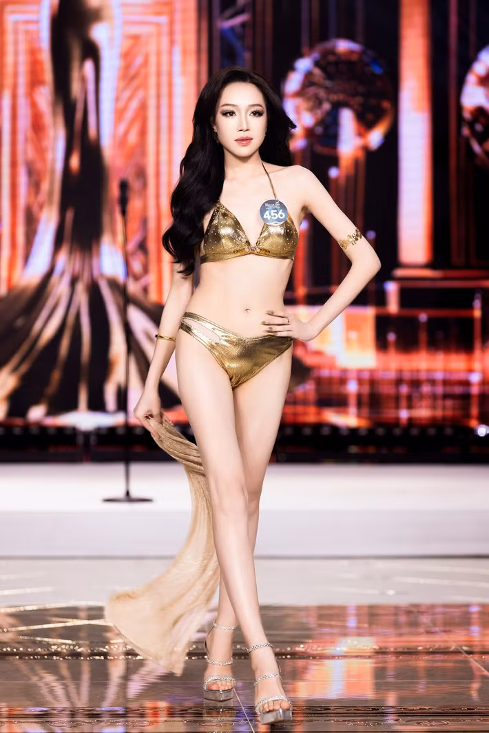 Lê Thị Thu Trà cũng lọt top 5 Người đẹp diễn áo tắm đẹp nhất Miss Grand Vietnam 2025 do ban giám khảo bình chọn. Ảnh: Tiền Phong.