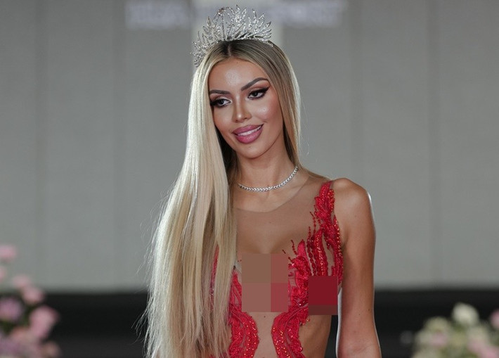 Mỹ nhân người Kosovo chuộng váy áo hở bạo khi tham gia cuộc thi Miss Grand International. Ảnh: Miss Grand International.