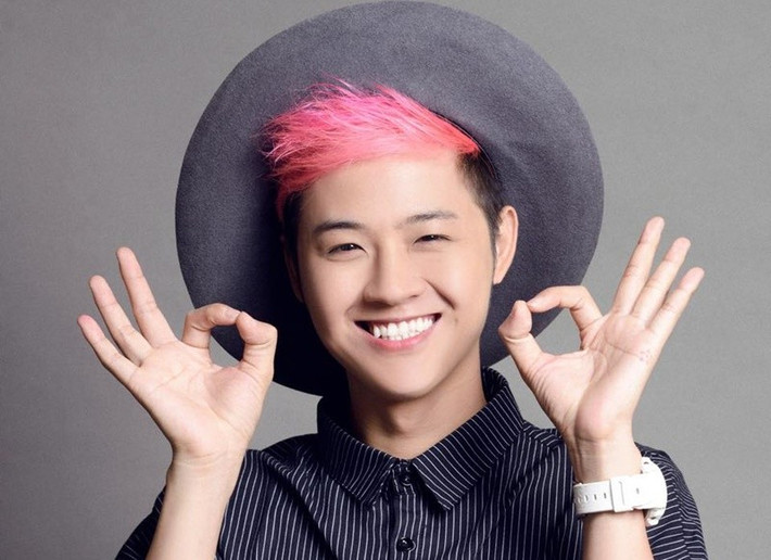 Thanh Duy được tiếp xúc với rất nhiều học trò thú vị khiến cho một người năng động như anh thấy cuộc sống đầy màu sắc hơn. Ảnh: FB Thanh Duy.