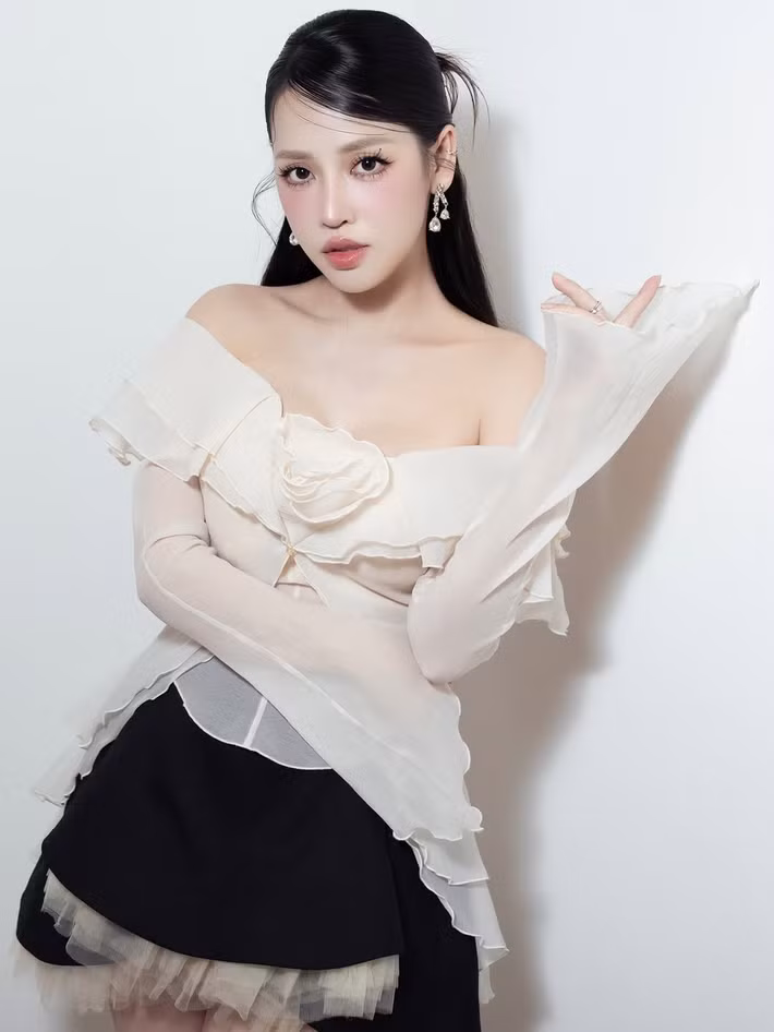 Nhiều khán giả khen ngợi vợ hơn tuổi của Gin Tuấn Kiệt ngày càng đẹp mặn mà. Ảnh: Instagram Puka.