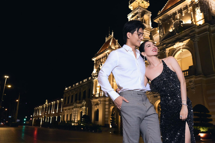 Lệ Quyên ủng hộ Lâm Bảo Châu lấn sân làm MC. Ảnh: FB Lệ Quyên.