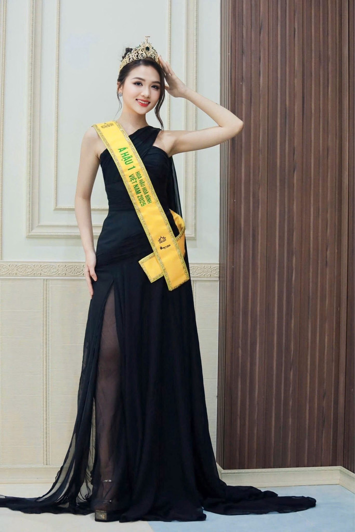 Trước Thu Ngân, nhiều người đẹp tham gia Hoa hậu Liên lục địa, trong đó Bảo Ngọc đăng quang mùa giải năm 2022, Bùi Khánh Linh đoạt á hậu 3 năm 2024, Ngọc Hằng là á hậu 2 năm 2023. Ảnh: FB Thu Ngân.